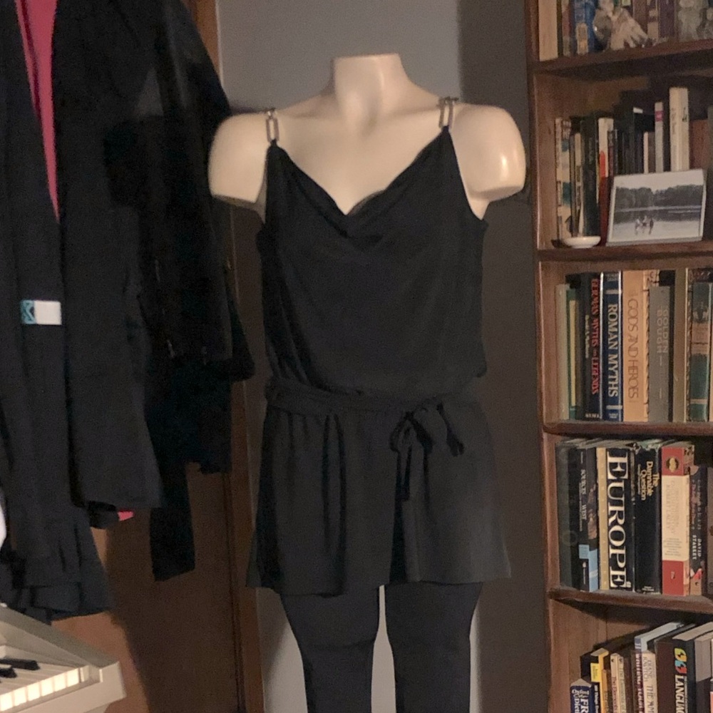WHBM tunic top with elastic waist and metal link straps